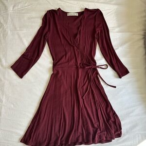 XS Abercrombie cranberry faux wrap skater dress long sleeve